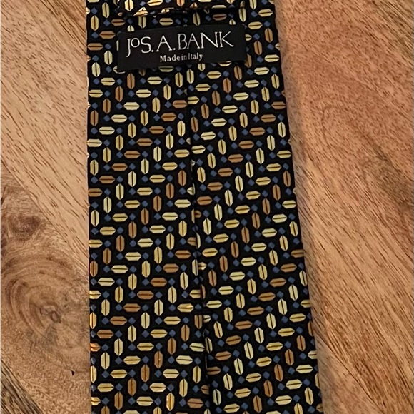 JOS A. BANK MEN’S BLACK, GOLD, YELLOW, BLUE & RUST 100% SILK NECKTIE/PRE-OWNED - Picture 2 of 2